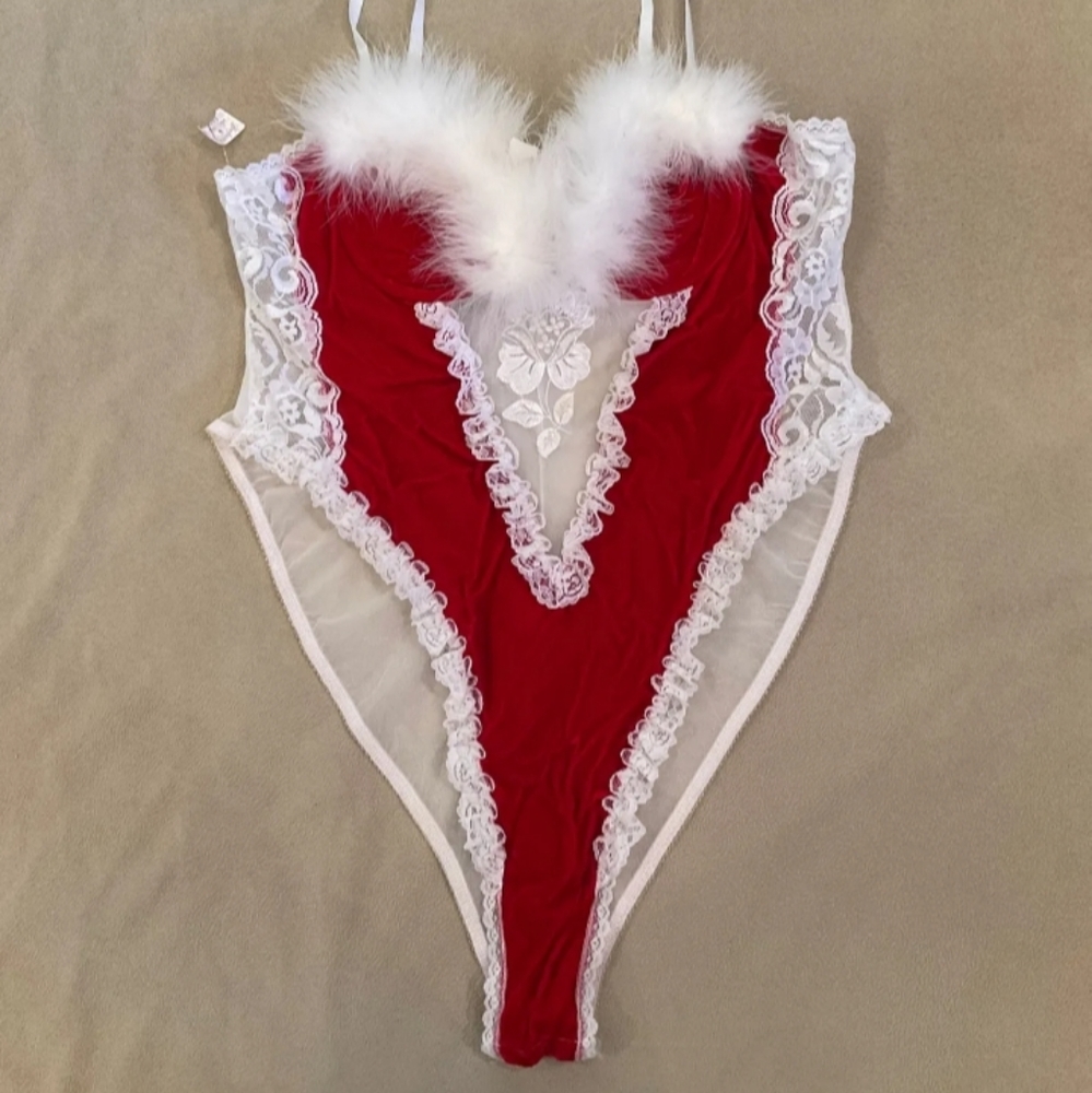 NWT Fredericks of Hollywood's Christmas Lingerie teddy RARE